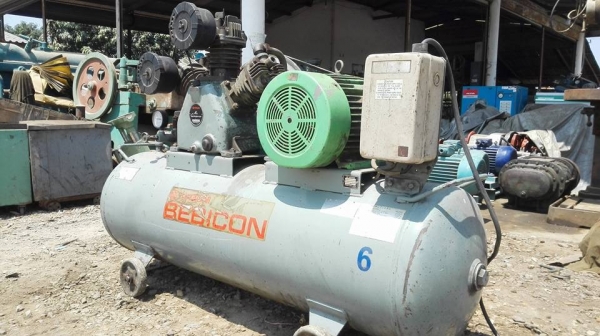 ** SOLD ** ปั้มลมญี่ปุ่น HITACHI BEBICON 10 HP 260 L 380V พร้อมใช้งาน