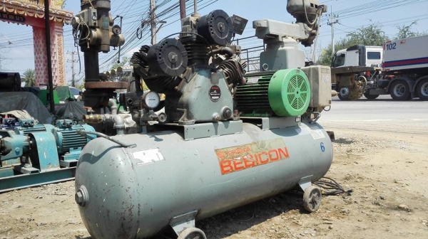 ** SOLD ** ปั้มลมญี่ปุ่น HITACHI BEBICON 10 HP 260 L 380V พร้อมใช้งาน
