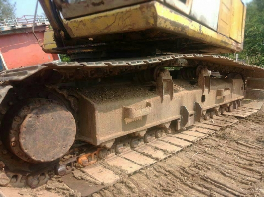 ขายรถขุดแบ็คโฮ ชูมิตโตโม่  .เล่มทะเบียน เครื่องปั้มดี ช่าวงล่างโช่ บูช พอใช้ได้ ทำงานดี ปั้มเพิ่งเปลื่ยนใหม่ทั้งลูก 290,000บ. ช่วงล่างโช่บูช พอใช้ สนใจ 0835601591 หรือ0903494058 ปั้มสีส้ม เป็นปั้มที่เปลื่ยนใหม่ ราคา 90000