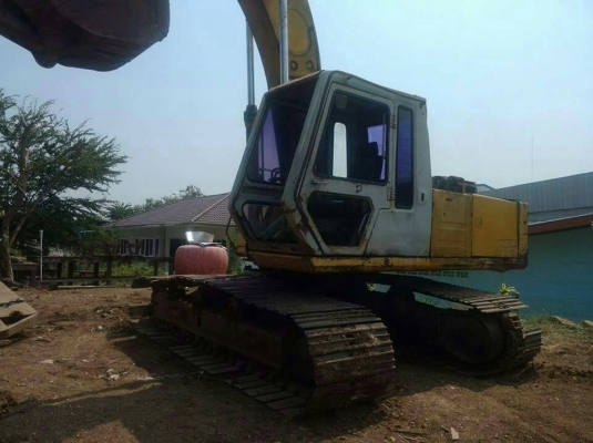 ขายรถขุดแบ็คโฮ ชูมิตโตโม่  .เล่มทะเบียน เครื่องปั้มดี ช่าวงล่างโช่ บูช พอใช้ได้ ทำงานดี ปั้มเพิ่งเปลื่ยนใหม่ทั้งลูก 290,000บ. ช่วงล่างโช่บูช พอใช้ สนใจ 0835601591 หรือ0903494058 ปั้มสีส้ม เป็นปั้มที่เปลื่ยนใหม่ ราคา 90000