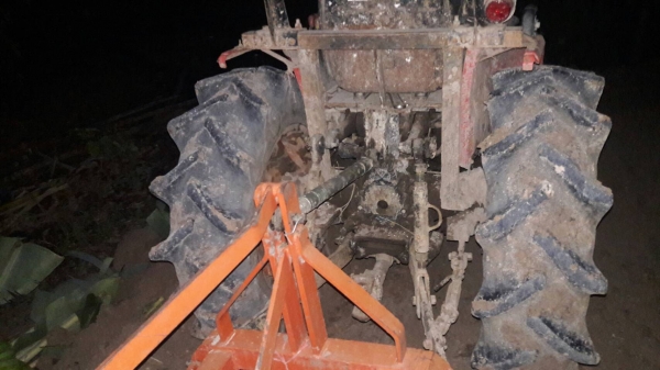 ยัน ม่า 28 แรง อุปกร 3 ชิ้น  ราคา เบาฯฯ  130000  สอบถามทีเบอร์   วันทูคอล 098 668-3479 dtac 094 283-9369 สิทธิ์ คับ