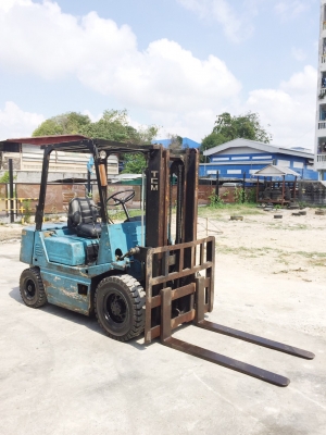 ขายรถยกโฟร์คลิฟท์ยี่ห้อTCM 2.5 ตัน ดีเซล ขายรถยกโฟร์คลิฟท์ยี่ห้อTCM 2.5 ตัน ดีเซล