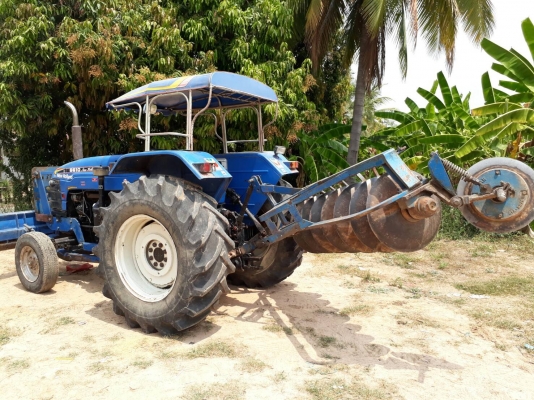 ขายรถไถ6600 เสื้อลาย เอกสารเล่มทะเบียนครบ พร้อมใช้งาน ราคา 335000 ต่อรองได้ 0928621172