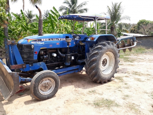 ขายรถไถ6600 เสื้อลาย เอกสารเล่มทะเบียนครบ พร้อมใช้งาน ราคา 335000 ต่อรองได้ 0928621172