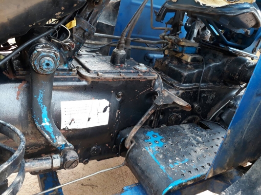 ขายรถไถ6600 เสื้อลาย เอกสารเล่มทะเบียนครบ พร้อมใช้งาน ราคา 335000 ต่อรองได้ 0928621172