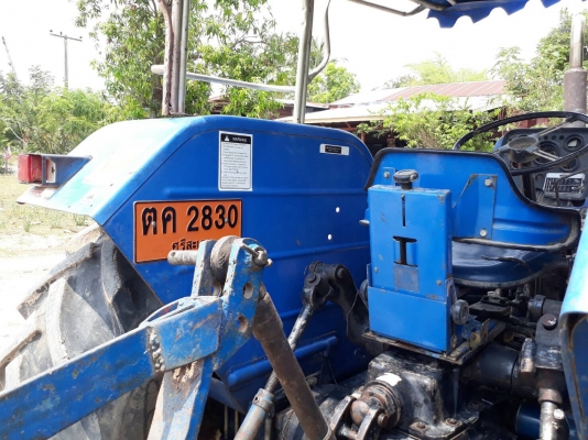 ขายรถไถ6600 เสื้อลาย เอกสารเล่มทะเบียนครบ พร้อมใช้งาน ราคา 335000 ต่อรองได้ 0928621172