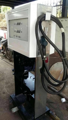 ตู้จ่ายน้ำมัน สภาพสวย เพิ่งทำสีใหม่ครับ เช็คระบบทุกอย่างให้เรียบร้อย ขายถูกมากครับ สนใจโทรเลยครับ