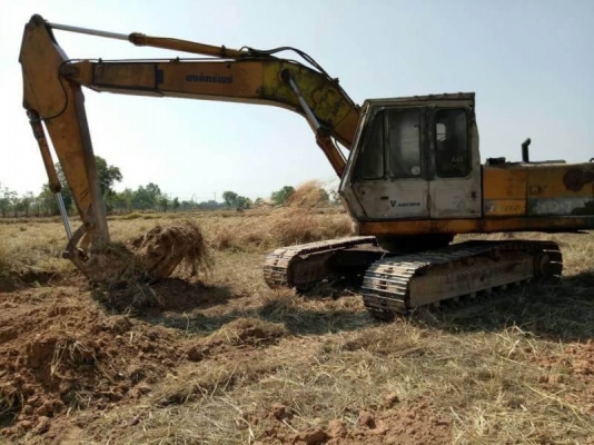 KATO HD700 V2 ราคา 295,000 เครื่อง 6D31 Turbo ปั้มK3V รถพร้อมใช้ สภาพไม่ค่อยสวย  เอกสารชื้อขาย  รถอยู่ จ.ร้อยเอ็ด โทร&amp;ไอดีไลน์ 0610710295