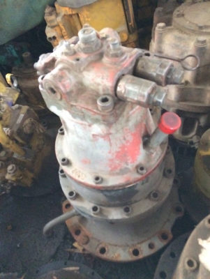 โป๊ะสวิง HITACHI EX200-3 เก่าญี่ปุ่น ราคา 90,000 บาท