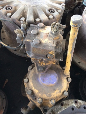 โป๊ะสวิง KOMATSU PC 120-3 เก่า ราคา 45,000 บาท