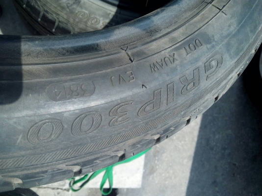 195/50R15 AUTOGRIP GRIP300 ปี14 ชุด 4 เส้น tel.063-286-3551, 081-427-3941 195/50R15 AUTOGRIP GRIP300 ปี14 ชุด 4 เส้น tel.063-286-3551, 081-427-3941