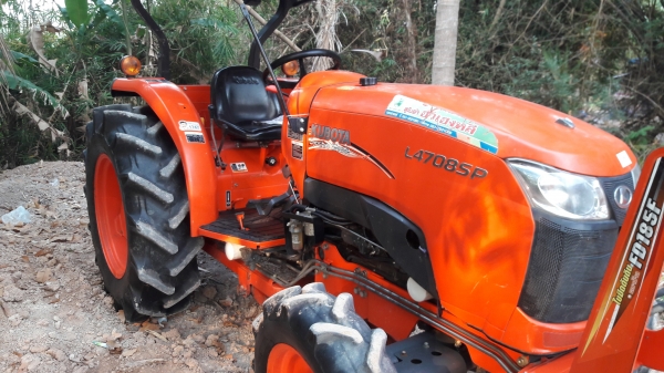 ขายรถไถคูโบต้าL4708SPพรอ้มดันหน้าผานพรวน246f ตราช้างลดสุด475000