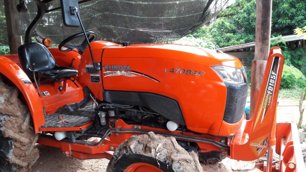 ขายรถไถคูโบต้าL4708SPพรอ้มดันหน้าผานพรวน246f ตราช้างลดสุด475000