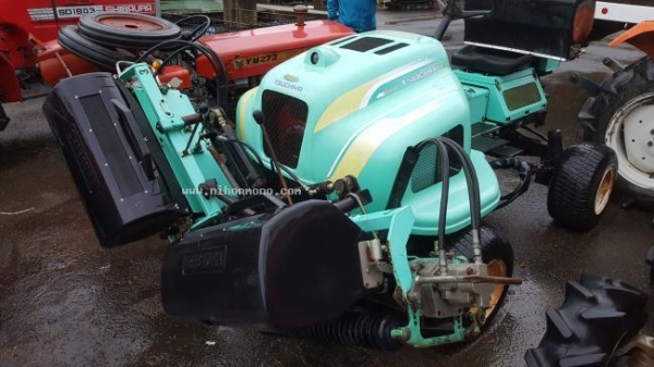 รถตัดหญ้าแบบนั่งขับ  TSUCHIYA  TM-3-241 ราคา :จาก 138,000 เหลือ 80,000 บาท รหัสสินค้า : 50101014