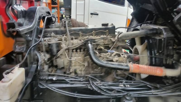 ขายรถพ่วง Isuzu euro2 เครื่องดำ 270 แรง ปี 47 ดัมพ์มิเนียม ลูก 3 เพลา ทะเบียนพร้อม