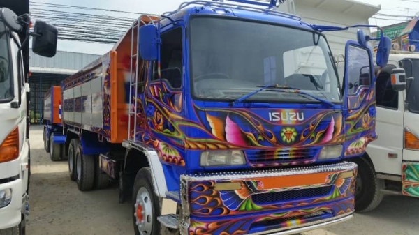 ขายรถพ่วง Isuzu euro2 เครื่องดำ 270 แรง ปี 47 ดัมพ์มิเนียม ลูก 3 เพลา ทะเบียนพร้อม ขายรถพ่วง Isuzu euro2 เครื่องดำ 270 แรง ปี 47 ดัมพ์มิเนียม ลูก 3 เพลา ทะเบียนพร้อม