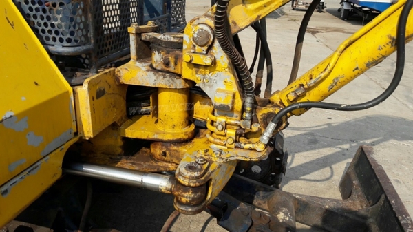 Komatsu pc20-6 มีอินวอยซ์