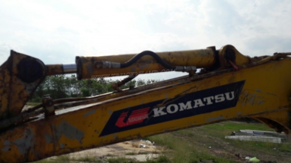 Komatsu pc20-6 มีอินวอยซ์