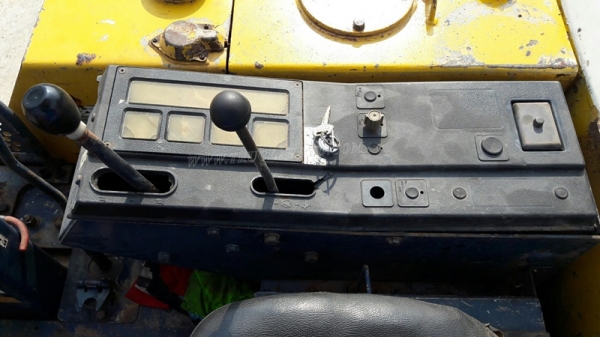 Komatsu pc20-6 มีอินวอยซ์