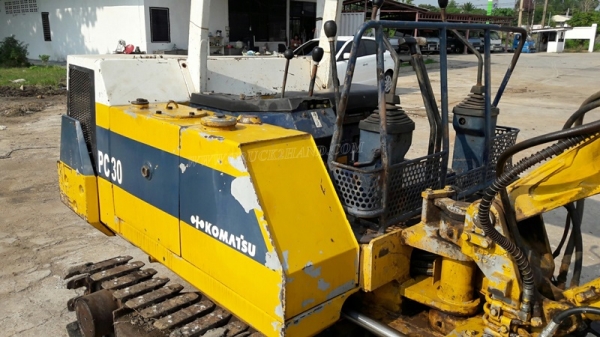 Komatsu pc20-6 มีอินวอยซ์