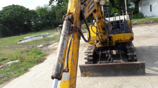 Komatsu pc20-6 มีอินวอยซ์