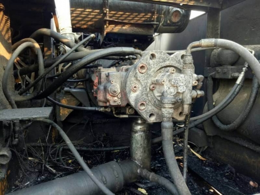 ขาย 295,000 KATO HD700 V2 เครื่อง 6D31 Turbo ปั้มK3V รถพร้อมใช้ สภาพไม่ค่อยสวย  เอกสารชื้อขาย รถอยู่ จ.ร้อยเอ็ด 090-772-3710 090-772-3708