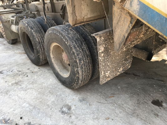 พ่วง ISUZU FXZ270  ปี 45 เครื่องส้ม ยูโรวัน กระบะเหล็กดั้ม ตัวแม่สามมิตร ตัวลูกพนัส เครื่อง เกียร์  เดิม ๆ ราคา 1.45 ล้าน ต่อรอง
