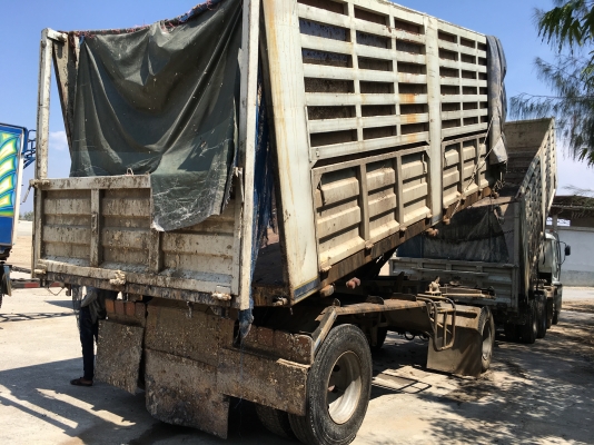 พ่วง ISUZU FXZ270  ปี 45 เครื่องส้ม ยูโรวัน กระบะเหล็กดั้ม ตัวแม่สามมิตร ตัวลูกพนัส เครื่อง เกียร์  เดิม ๆ ราคา 1.45 ล้าน ต่อรอง