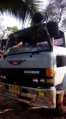 ขายรถเกี่ยวข้าวพร้อมรถลาก  สภาพดีพร้อมใช้งาน