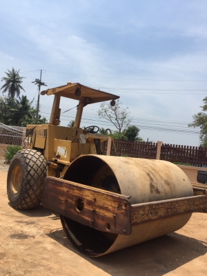 ขายถูกรถบดถนน CAT CS 563 พร้อมทะเบียน 091-9536635