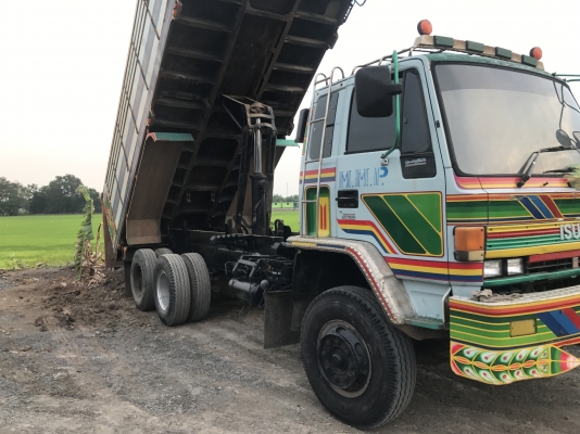 ISUZU 240 ขายตามสภาพครับ ISUZU 240 ขายตามสภาพครับ