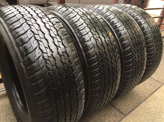 ยาง Dunlop 265 65 17 กลางปี15 ดอกเต็ม ใช้ยาว ราคาไม่แพง