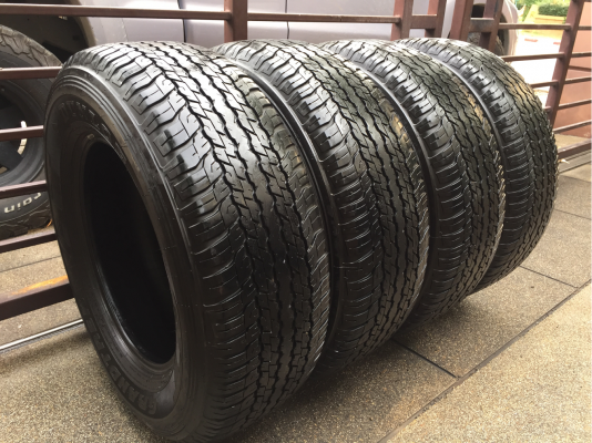 ยาง Dunlop 265 65 17 กลางปี15 ดอกเต็ม ใช้ยาว ราคาไม่แพง