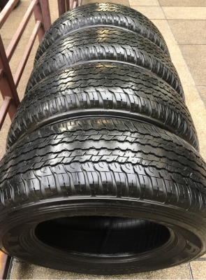 ยาง Dunlop 265 65 17 กลางปี15 ดอกเต็ม ใช้ยาว ราคาไม่แพง