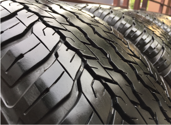 ยาง Dunlop 265 65 17 กลางปี15 ดอกเต็ม ใช้ยาว ราคาไม่แพง