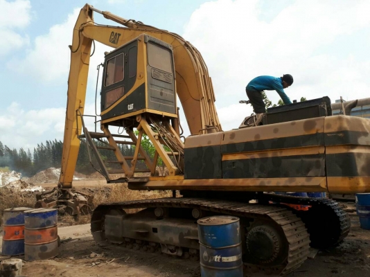 ขายรถแบคโฮ CAT 330 ราคา 750000