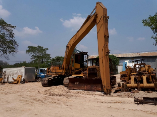 ขายรถแบคโฮ CAT 330 ราคา 750000