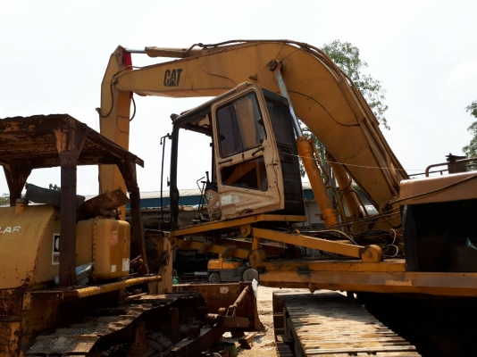 ขายรถแบคโฮ CAT 330 ราคา 750000