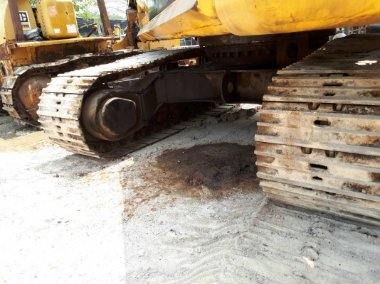 ขายรถแบคโฮ CAT 330 ราคา 750000