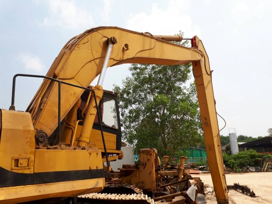 ขายรถแบคโฮ CAT 330 ราคา 750000