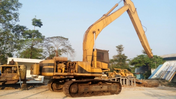 ขายรถแบคโฮ CAT 330 ราคา 750000