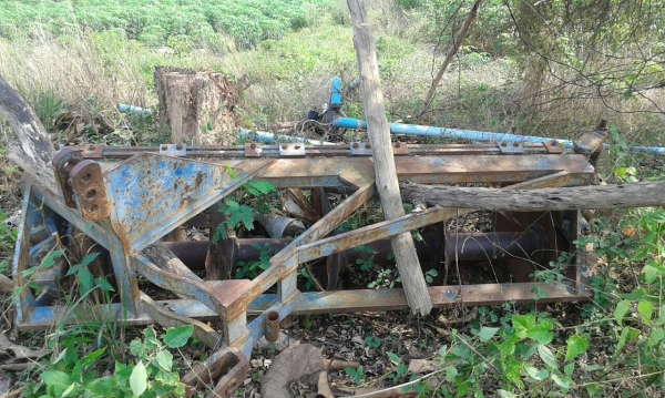 ขาย รถไถ FORD 77 พร้อมคีบสามารถเกษตรยนต์ และอุปกรณ์อีก 5 ชิ้น เอกสารใบซื้อขาย