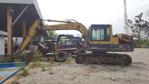 ขาย แบคโฮ KOMATSU PC120-3 เครื่องดี ปั้มแรง ช่วงล่างดี รถใช้งานอยู่ประจำ เอกสารใบซื้อขาย ราคาต่อรองได้ครับ