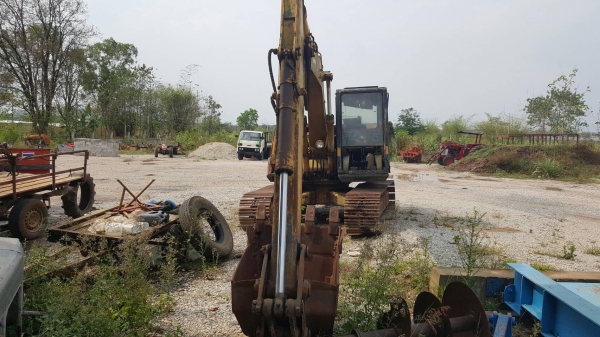 ขาย แบคโฮ KOMATSU PC120-3 เครื่องดี ปั้มแรง ช่วงล่างดี รถใช้งานอยู่ประจำ เอกสารใบซื้อขาย ราคาต่อรองได้ครับ