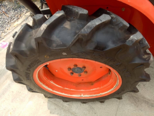 คูโบต้า B2420D 4 WD ผลิตประเทศญี่ปุ่น..ตัวนิยมของชาวไร่..พวงมาลัยเพาเวอร์ ทำงาน 398 ชั่วโมง..สีเดิมๆโรงงานทั้งคัน คูโบต้า B2420D 4 WD ผลิตประเทศญี่ปุ่น..ตัวนิยมของชาวไร่..พวงมาลัยเพาเวอร์ ทำงาน 398 ชั่วโมง..สีเดิมๆโรงงานทั้งคัน