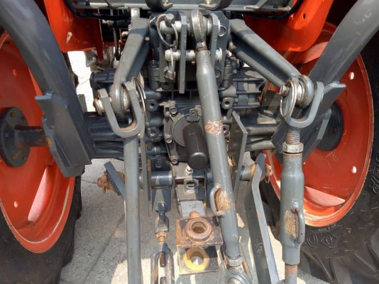 คูโบต้า B2420D 4 WD ผลิตประเทศญี่ปุ่น..ตัวนิยมของชาวไร่..พวงมาลัยเพาเวอร์ ทำงาน 398 ชั่วโมง..สีเดิมๆโรงงานทั้งคัน คูโบต้า B2420D 4 WD ผลิตประเทศญี่ปุ่น..ตัวนิยมของชาวไร่..พวงมาลัยเพาเวอร์ ทำงาน 398 ชั่วโมง..สีเดิมๆโรงงานทั้งคัน