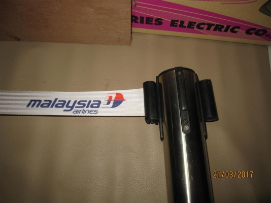 เสา STAINLESS แท้ (แม่เหล็กดูดไม่ติด) พร้อมแถบเชือกกั้น