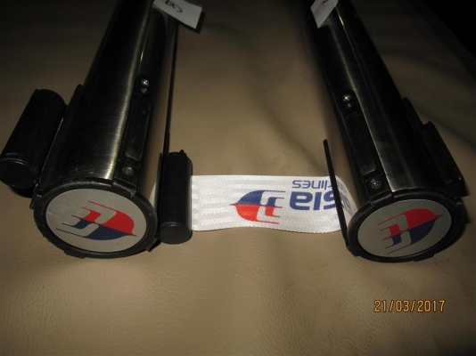 เสา STAINLESS แท้ (แม่เหล็กดูดไม่ติด) พร้อมแถบเชือกกั้น