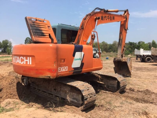ขาย 795,000 เก่านอก  1 ปี  HITACHI EX120-3 Super เครื่องดี ปั้มแรง โช่ใหม่ 2 ข้าง เอวแน่น ไฟฟ้าครบ เอกสารอินวอยท์ รถอยู่ จ.ร้อยเอ็ด  090-772-3710 090-772-3708