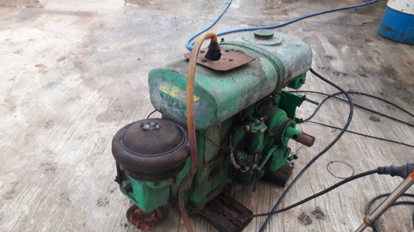 ขาย 12.000บาท เครื่องโซล่า ปั่นโรงสี รุ่นเก่า เครื่องแน่นแรงดีพร้อมใช้งาน